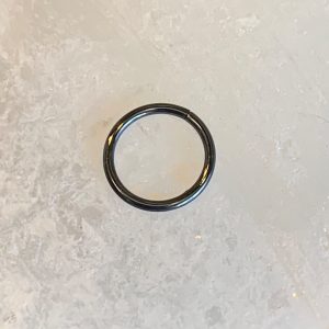LeRoi Shiny Black Seam Ring