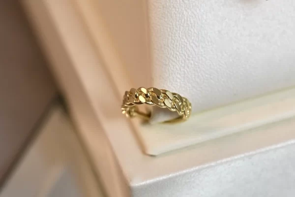 Tawapa Downtown Hoop