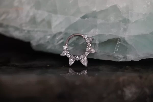 BVLA Empress Rising Hinged Ring