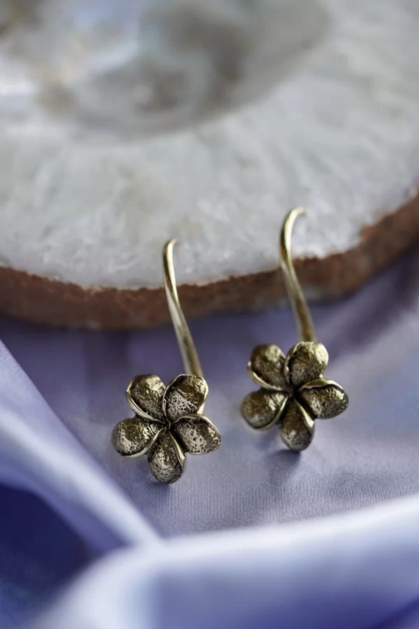 Safe Products Hibiscus Hangers