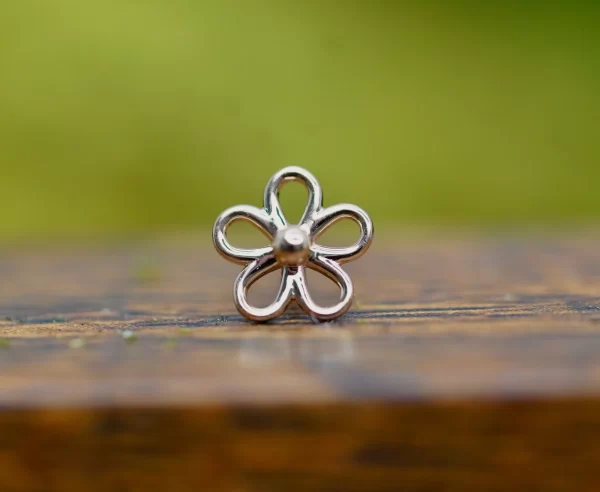 BVLA Loopy Flower - Image 3