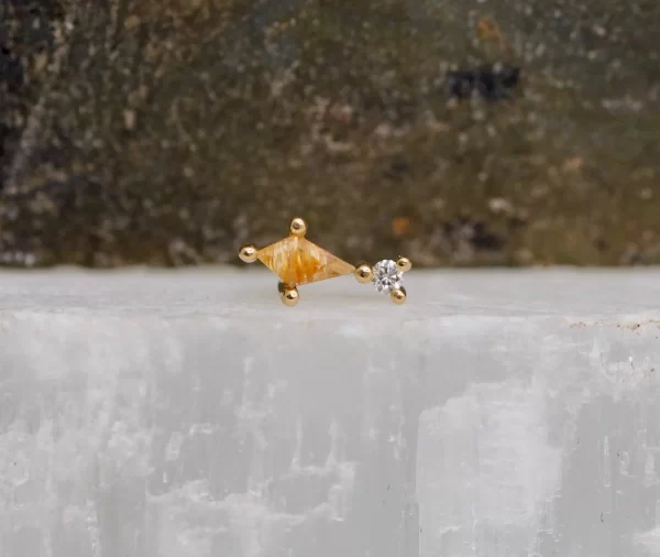 BVLA Kiss and Tell - Image 3