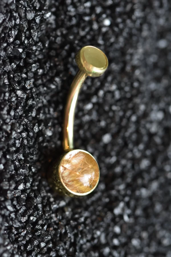 Anatometal Rutilated Quartz Navel