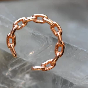 Tawapa Chain ear cuff