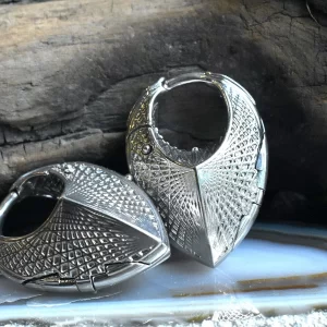 Tether Navigator White Brass