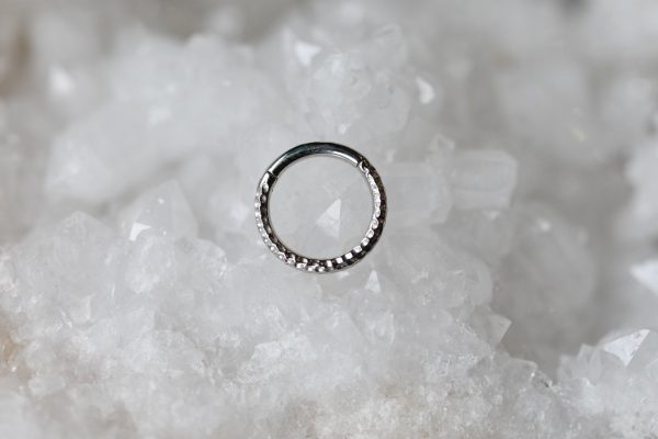 BVLA Hammered Hinge Ring