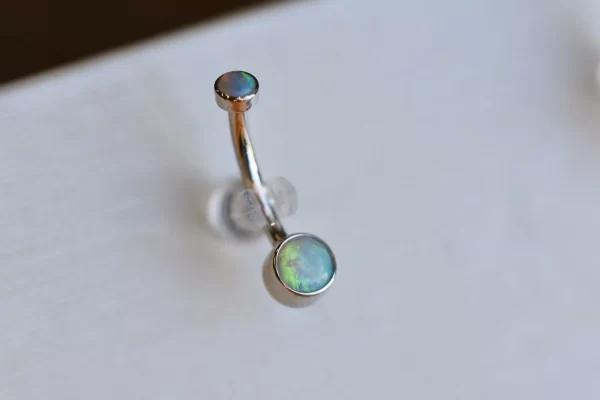 BVLA White Opal Navel